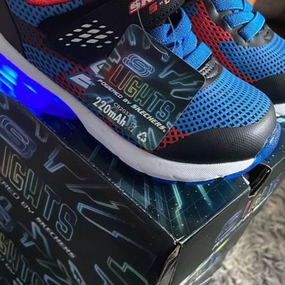 BRAND NEW boy toddler skechers light up rapid charge velcro shoes size 7 - Picture 5 of 6